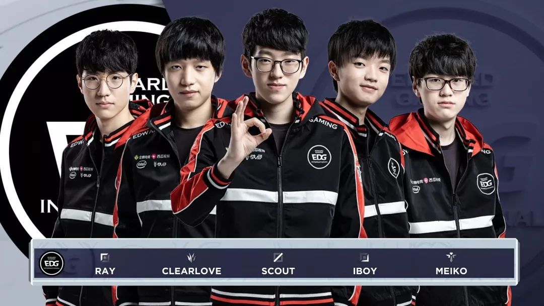 运动员们在 运动员们在