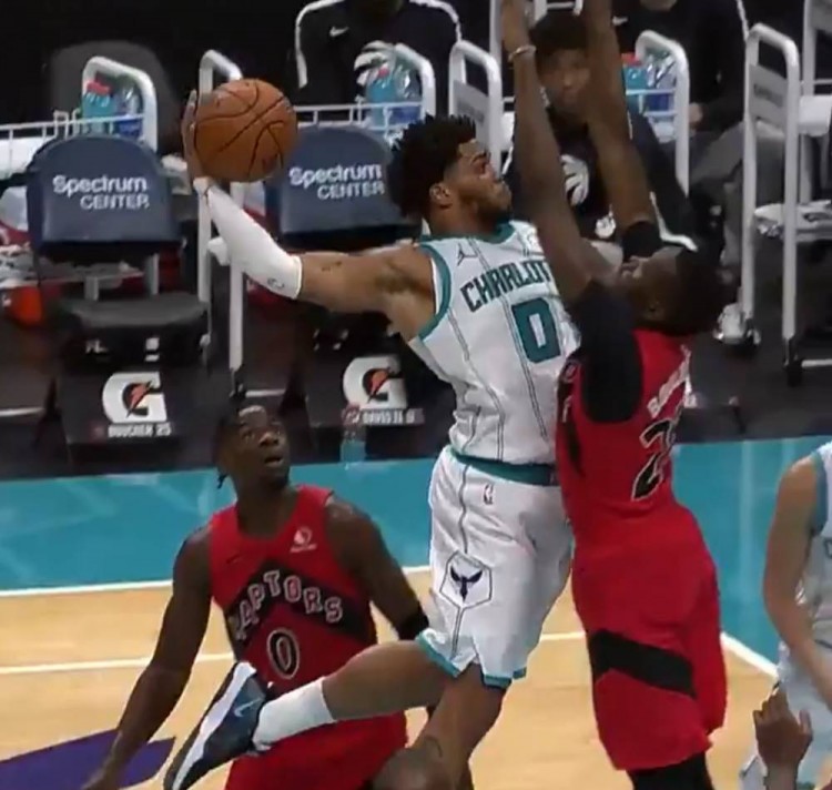 通过稳健的 通过稳健的